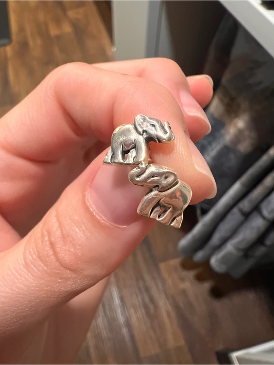 James Avery Jewelry - RETIRED James Avery Sterling Silver Elephant Stud Earrings